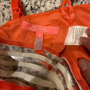 Crop top without pads